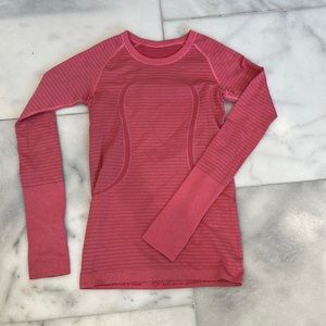Lululemon swiftly tech long sleeve top